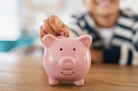 Four Simple Ways to Teach Your Young Kids About Money